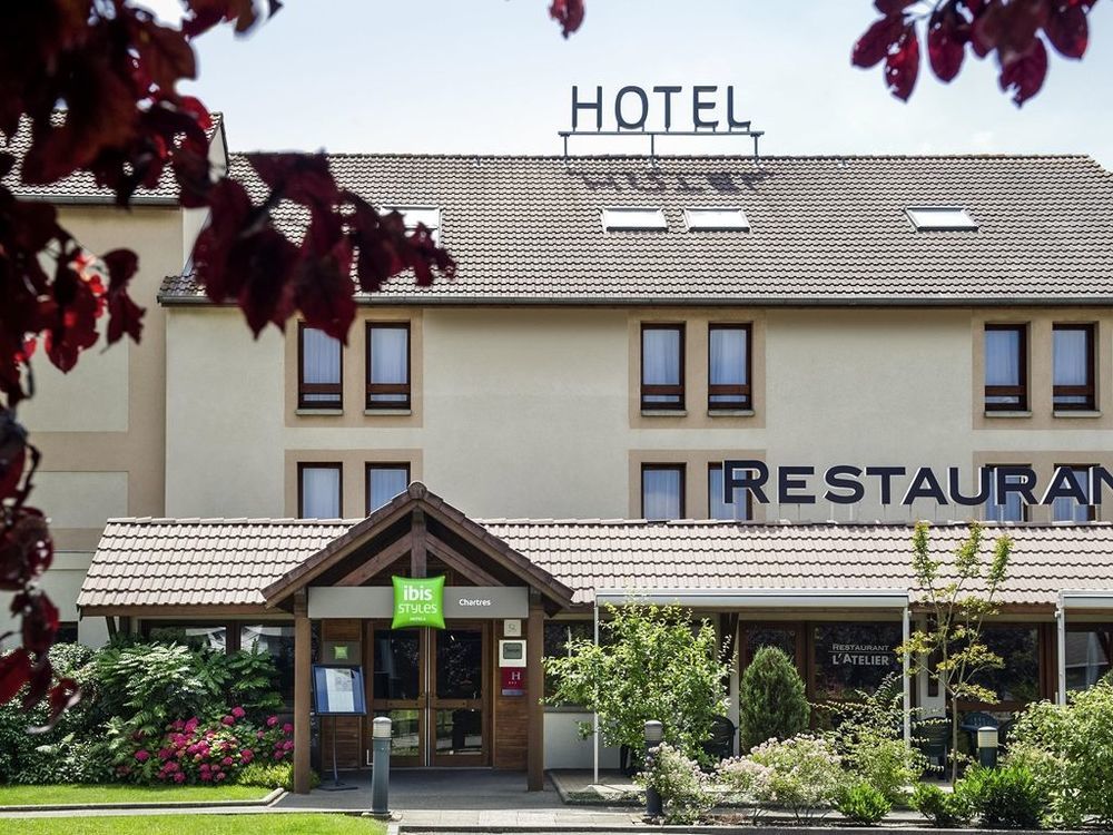 Hotel Ibis Styles Chartres Métropole 3*