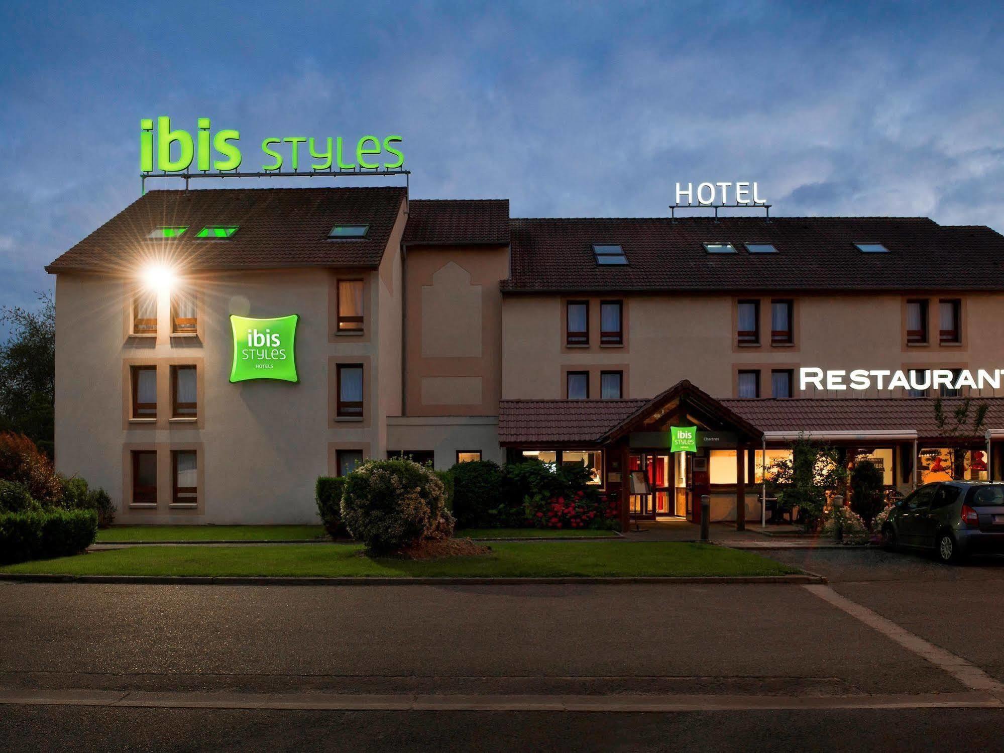 Ibis Styles Chartres Metropole Hotel 3*